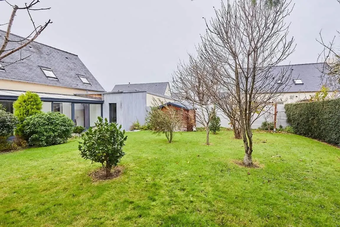 Holiday home Ker Lys - Grande Maison Avec 4 Chambres Et Jardin Dinard